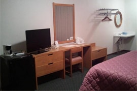 Hotel Reservations in Knoxville IA